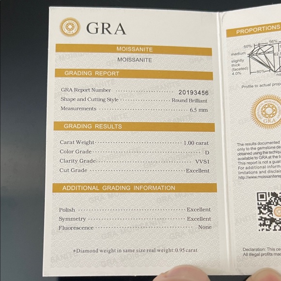 💎1.0Ctw Moissanite 3 Prongs Stud Earrings with GRA Certificate - Picture 7 of 10